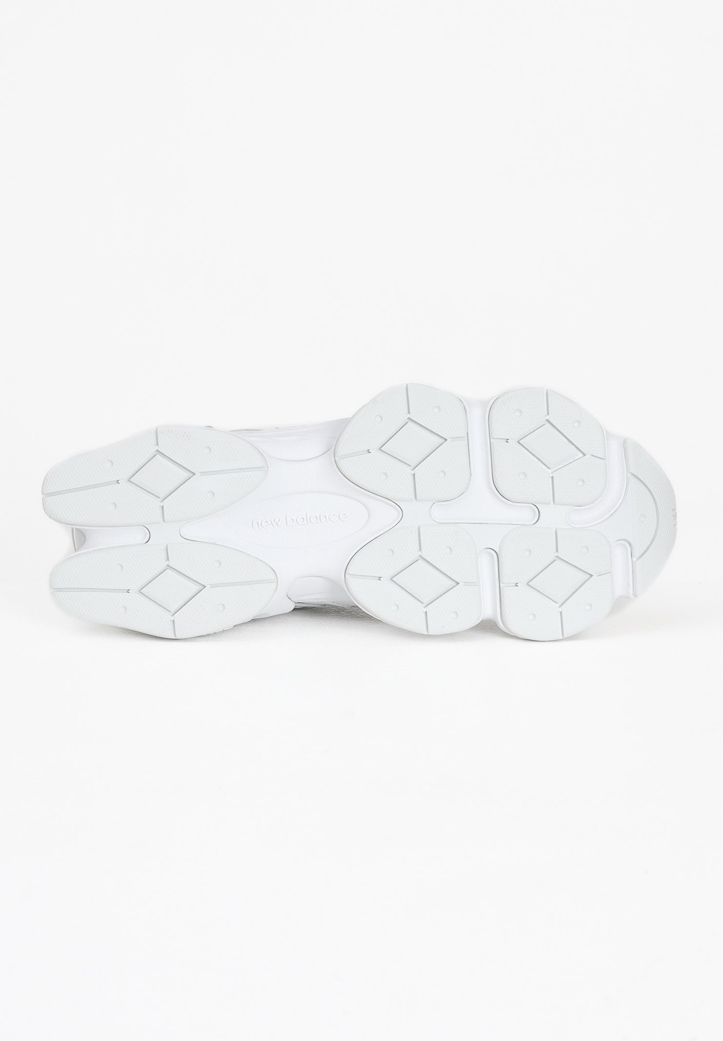 NEW BALANCE Sneakers 9060 bianche da uomo U9060NRJ . NEW BALANCE 