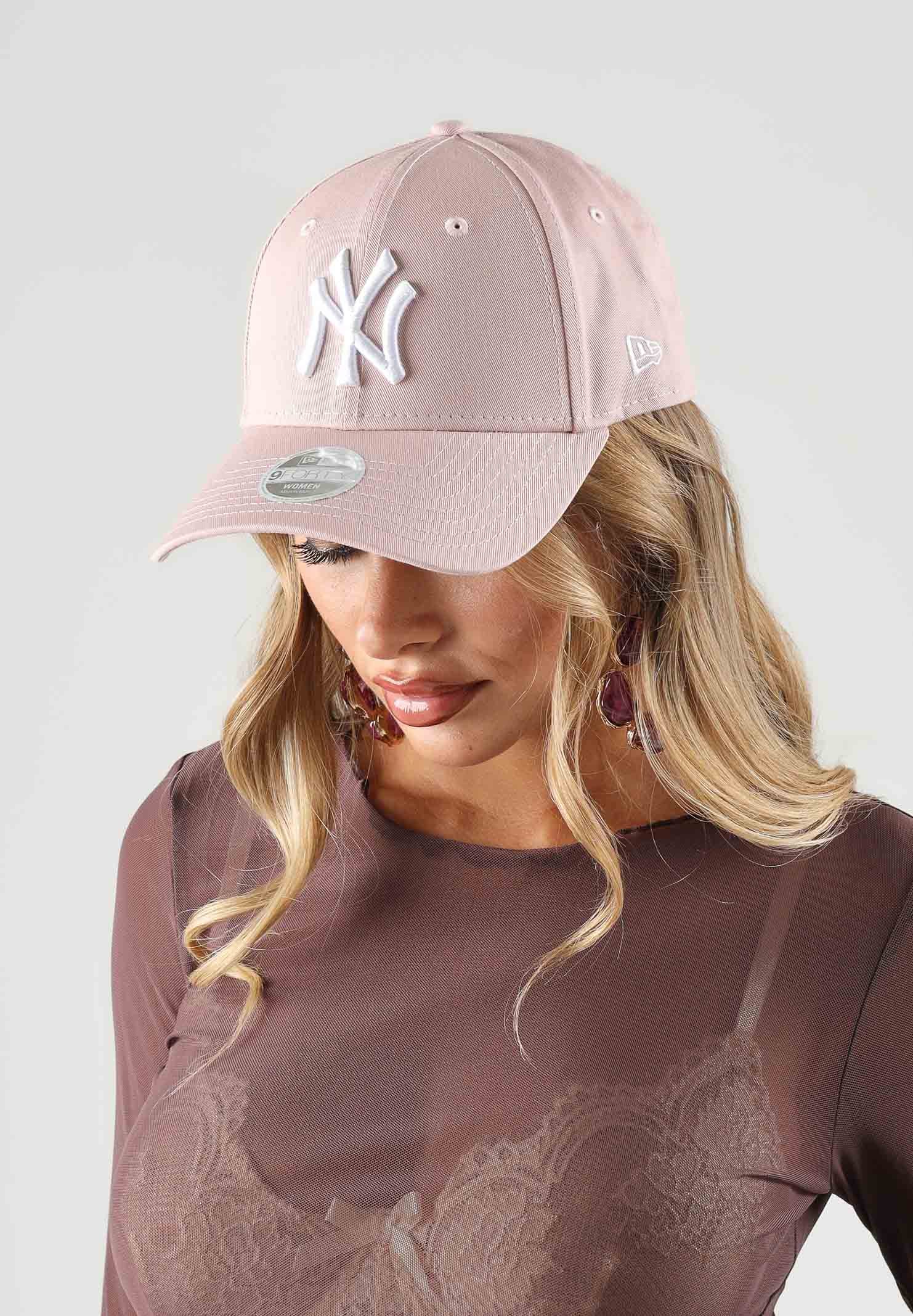 NEW ERA Cappello WOMEN'S COLOUR ESSENTIAL 9FORTY NEW YORK rosa da donna 60081367 . NEW ERA 