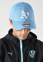 NEW ERA Cappello con visiera Athletics MLB League Essential 9FORTY azzurro per uomo e donna 60856286 . NEW ERA 