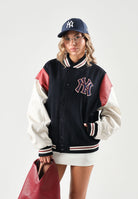 NEW ERA Bomber multicolor blu navy per uomo e donna con logo iconico laterale 60897510 . NEW ERA 