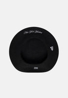 NEW ERA Basco nero da donna con mini logo centrale 60915736 . NEW ERA 