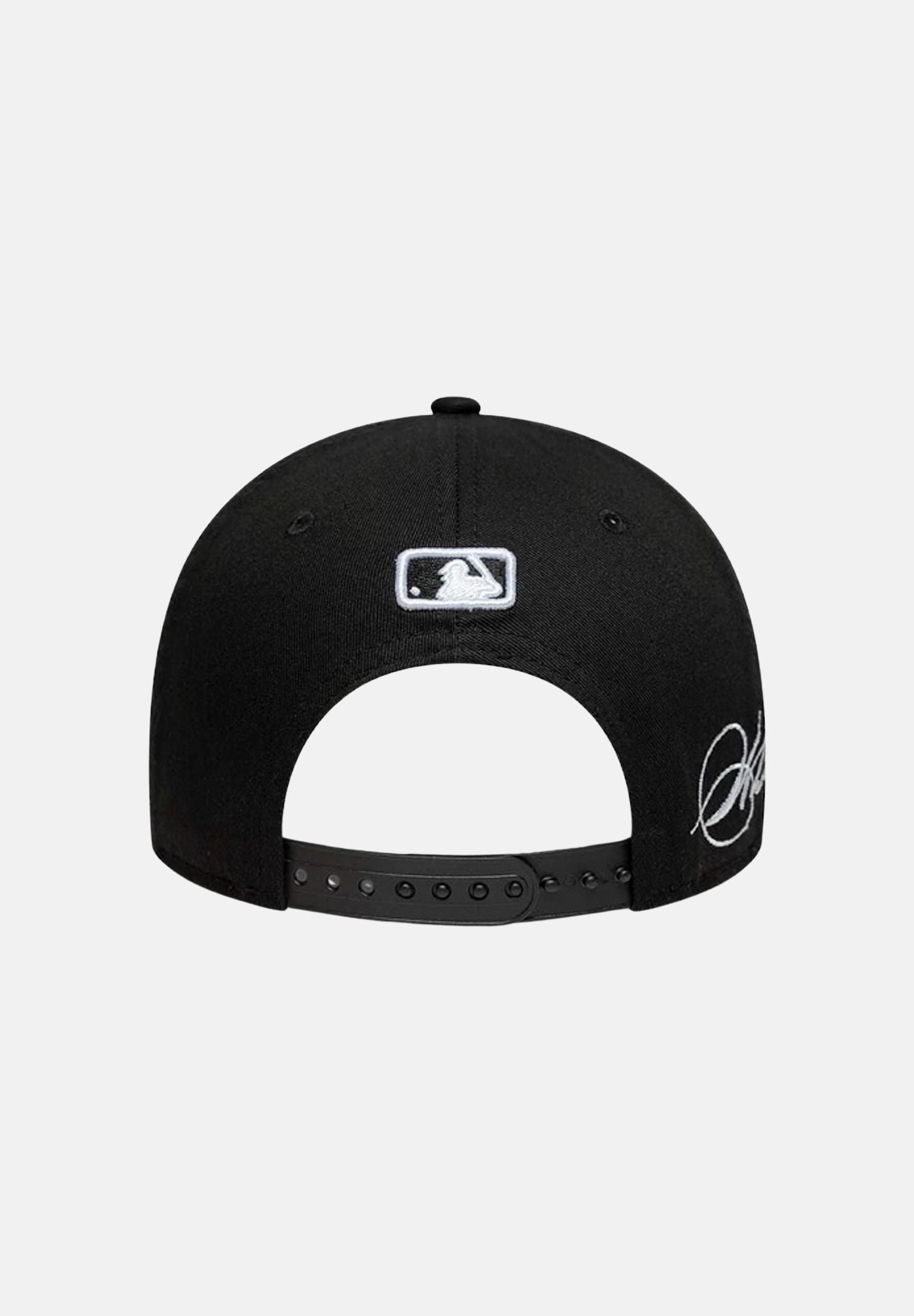 NEW ERA Cappello con visiera  9FORTY M-CROWN CHICAGO nero per uomo e donna 60915787 . NEW ERA 