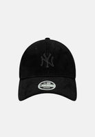 NEW ERA Cappello con visiera 9FORTY M-nero per donna con logo NY ricamato a contrasto. 60915814 . NEW ERA 
