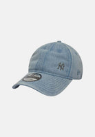 NEW ERA Cappellino 9TWENTY NEW YORK YANKEES azzurro denim per uomo e donna, effetto lavato, visiera curva e logo NY ricamato. 60960221 . NEW ERA 