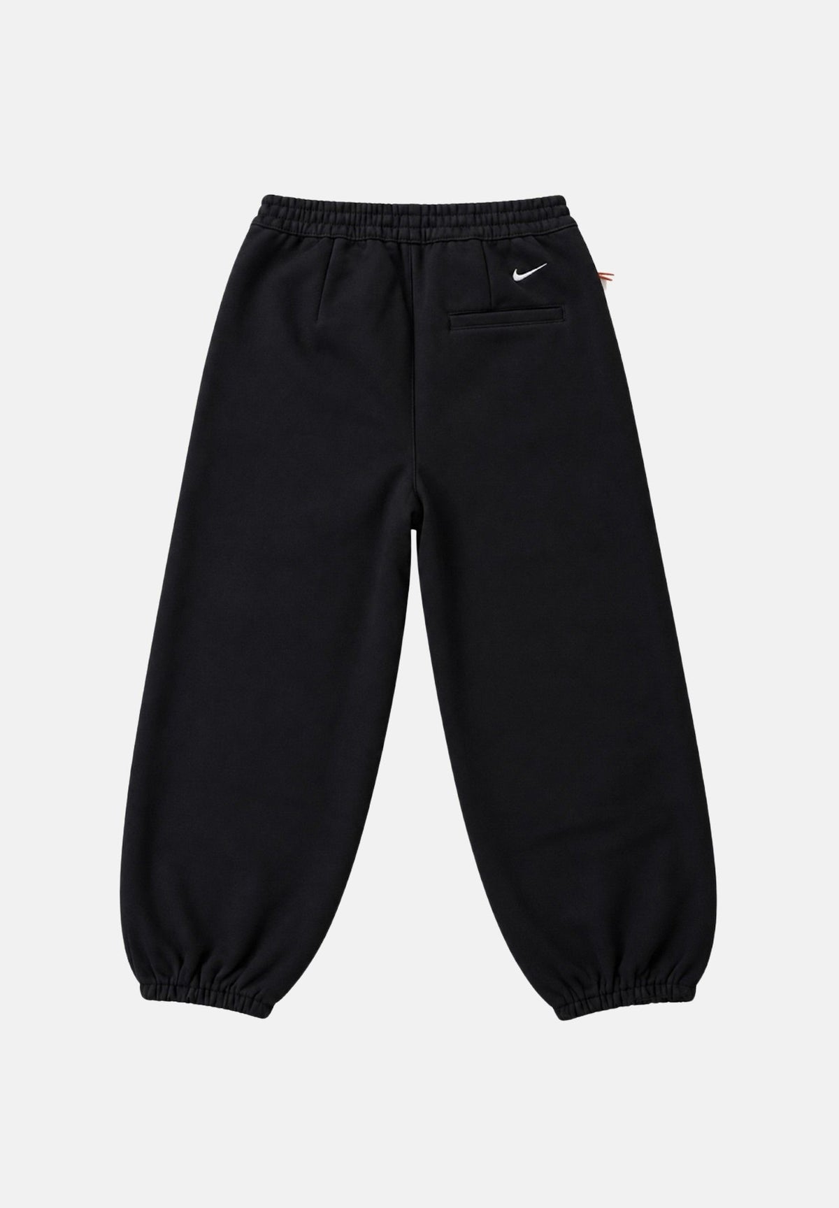 NIKE Pantaloni neri per bambina e bambino con comodo elastico in vita e fondo gamba elasticizzato. 9WCA48 023 NIKE 