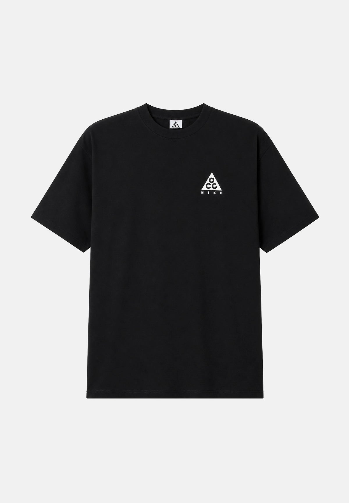 NIKE T-shirt ACG GRAPHIC TEE nera da  bambino con logo grafico sul petto e scollo a costine 9WCA87 023 NIKE 