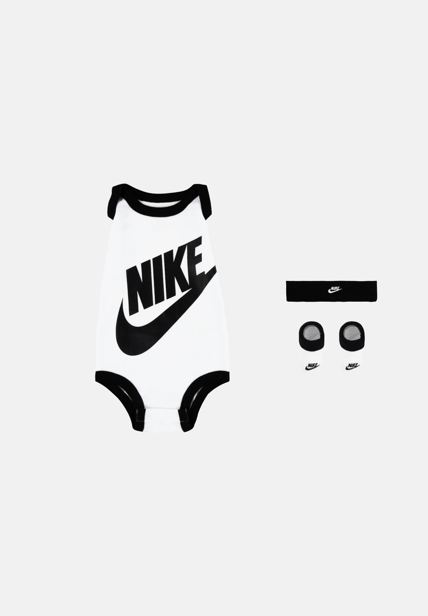  LN0134 001 NIKE 