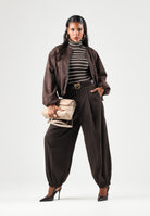 ONLY Dolcevita basico marrone per donna con collo alto e righe orizzontali a contrasto. 15165075 COBE ONLY 