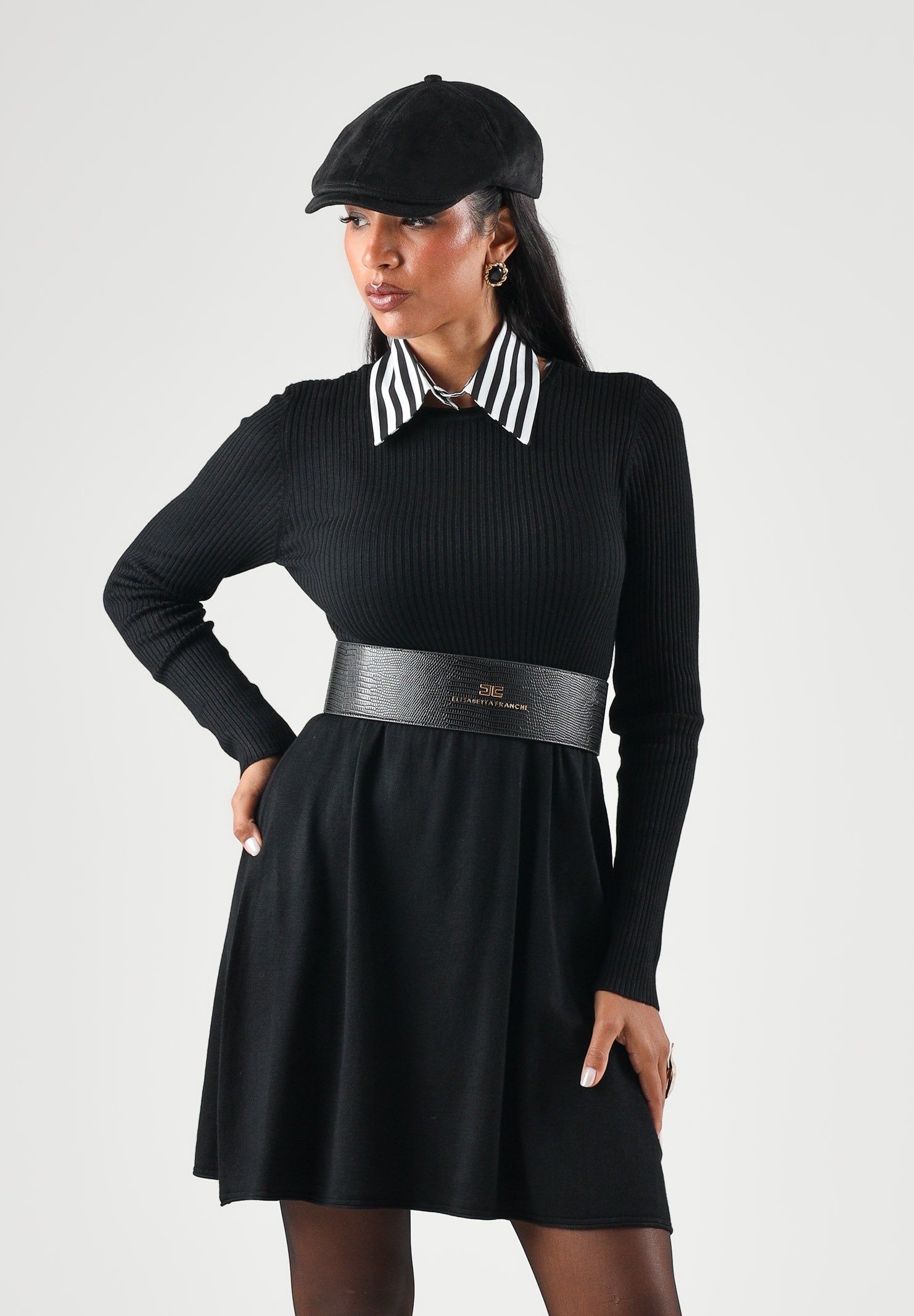 ONLY Abito corto A COSTA nero per donna con scollo rotondo e gonna svasata. 15185761 BL ONLY 