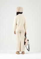ONLY Maglia collo alto ONLENYA Birch bianco avorio da donna, in morbida maglia, con maniche lunghe, spalle scese, polsini e fondo rifiniti a costine. 15302262 BI ONLY 