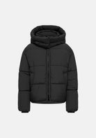 ONLY Piumino ONLCORNELIA PUFFER JACKET Black nero da donna con imbottitura termica sintetica, cappuccio avvolgente, collo alto, chiusura frontale con zip integrale, maniche lunghe, trapuntatura orizzontale e tasche laterali. 15366705 BL ONLY 
