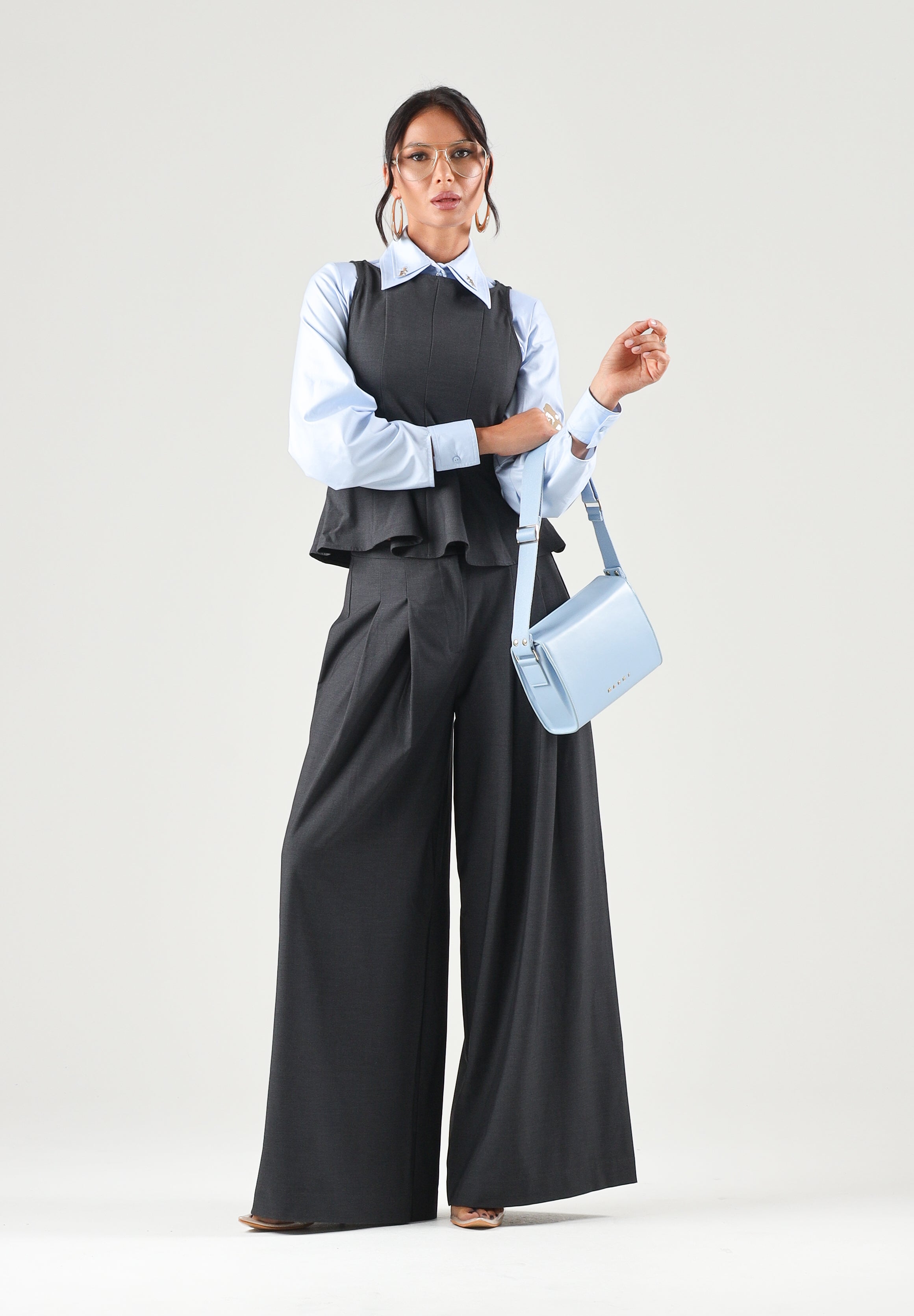 ONLY Pantaloni dark melang-grigio scuro per donna in tessuto fluido con elastico in vita. 15378692 DAGR ONLY 