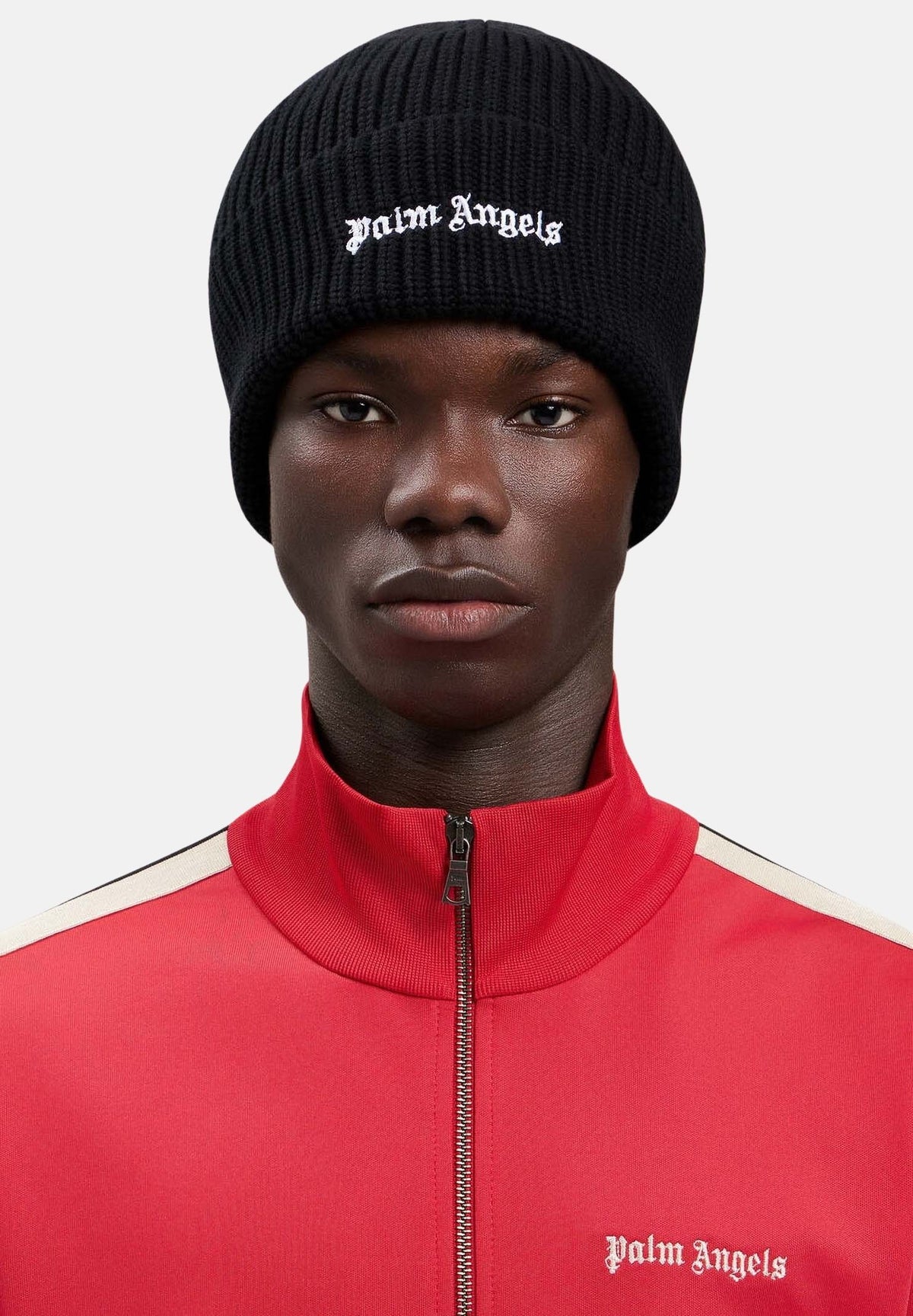 PALM ANGELS Berretto BEANIE Z1150 Black Off White nero e bianco per uomo e donna, in maglia a coste con risvolto e piccolo logo ricamato. CP00CMZ1150 V1 PALM ANGELS 