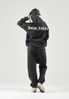 PALM ANGELS Felpa BEAR HOODIE nera per donna, ragazza e bambina con cappuccio fisso, tasca a marsupio e logo stampato a contrasto F6PAJBHS011 110 PALM ANGELS 