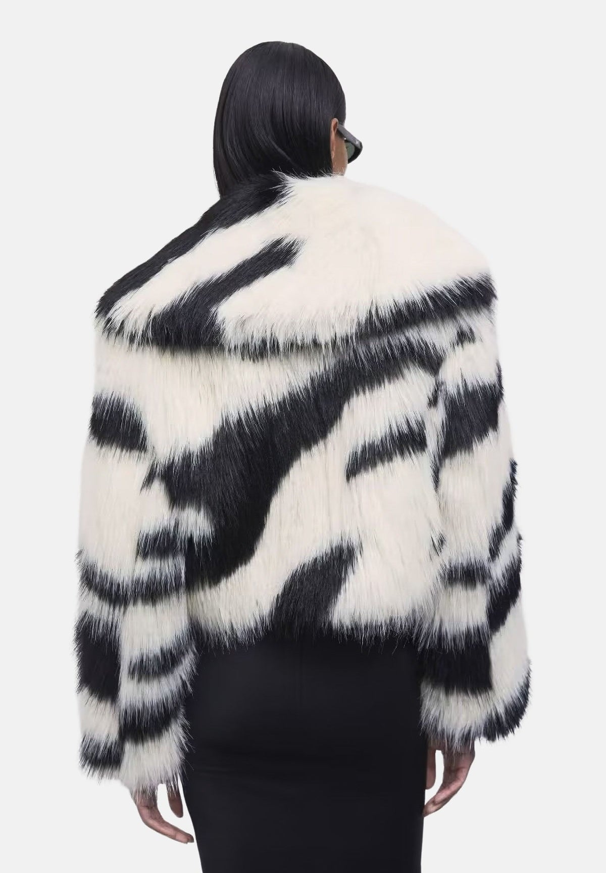 PATRIZIA PEPE Pelliccia ZEBRA FUR bianco e nero da donna con motivo animalier 2O0061E0015 J372 PATRIZIA PEPE 