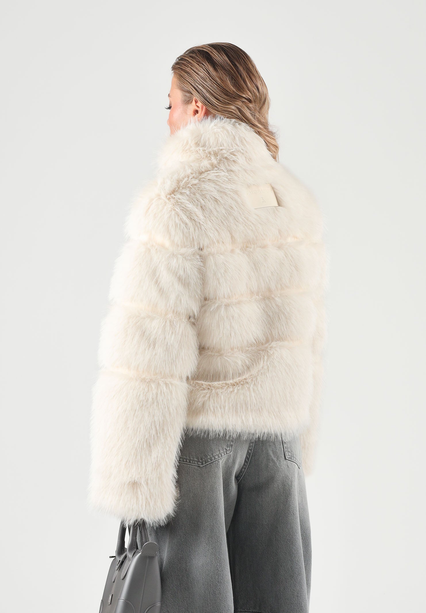 PATRIZIA PEPE Pelliccia FLUFFY panna da donna 2O0185E077 W452 PATRIZIA PEPE 