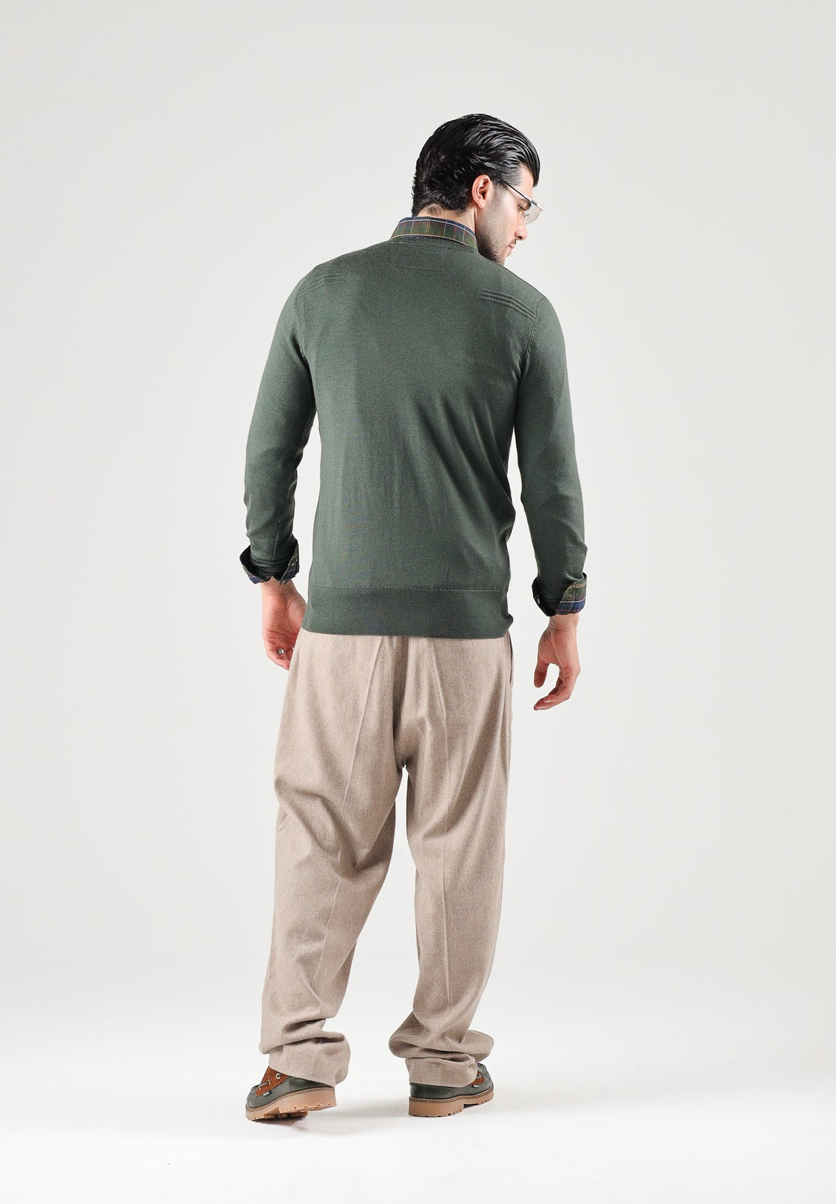PATRIZIA PEPE Maglione girocollo forest green-verde da uomo con scollo rotondo e lavorazione in lana pregiata. 5K0166K124 G389 PATRIZIA PEPE 