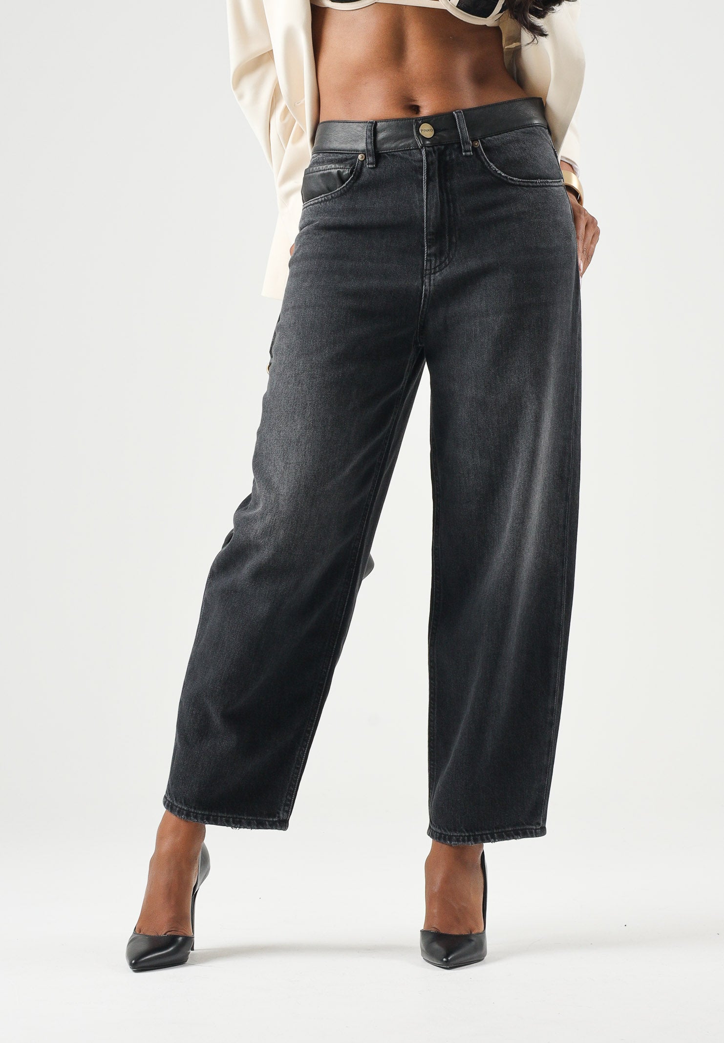 PINKO jeans ESTELLE EGG balloon fit con inserti effetto pelle lavaggio black, colore basico nero, donna. 103857A3GW PJ4 PINKO 