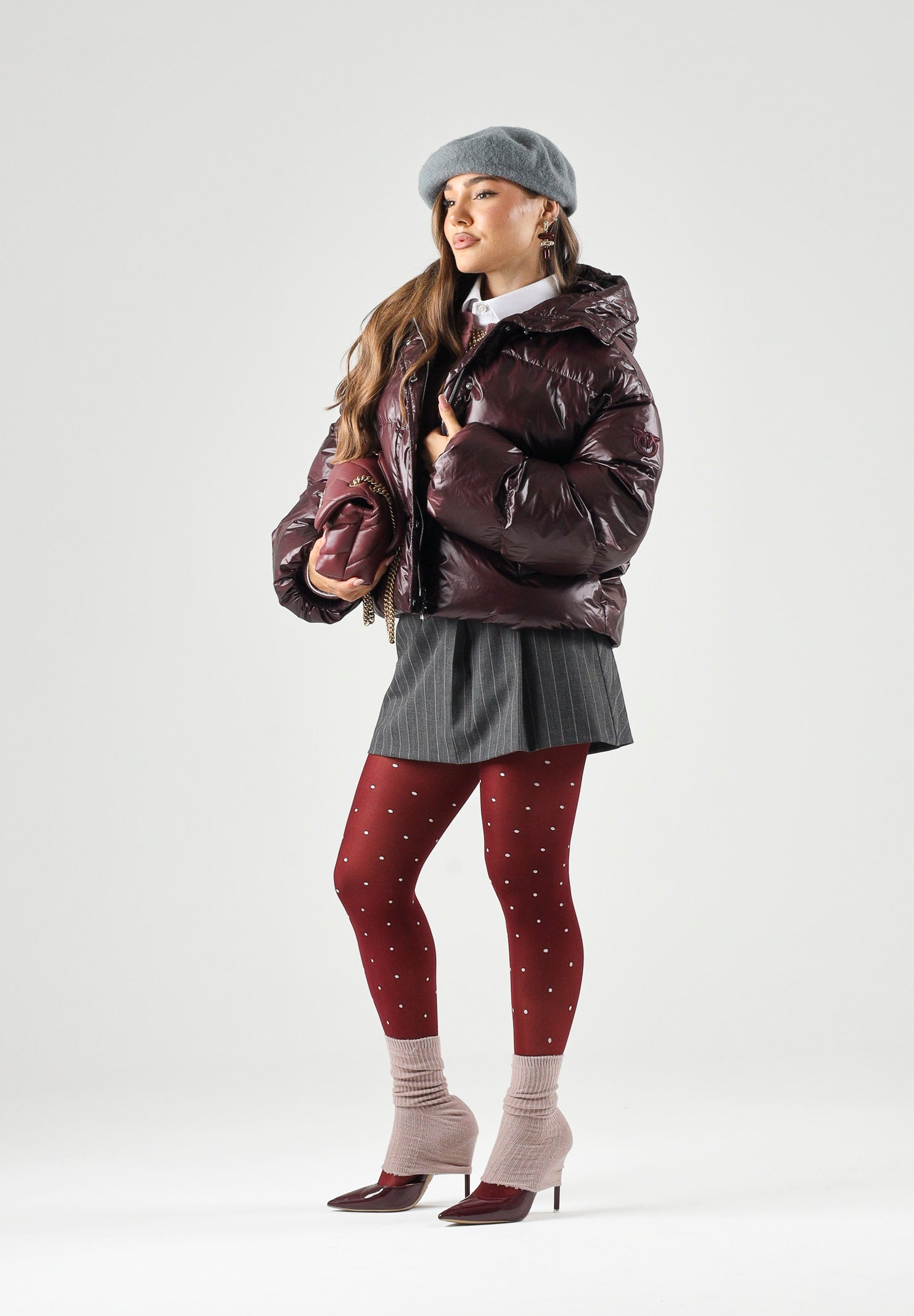 PINKO Piumino IMPASTO bordeaux scuro da donna con finitura semilucida e cappuccio avvolgente. 105656A3FI RR7 PINKO 