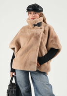 PINKO Cappa in pelliccia sintetica NEW COMODINO Beige Taupe Caldo da donna. 107043A3E7 C73 PINKO 
