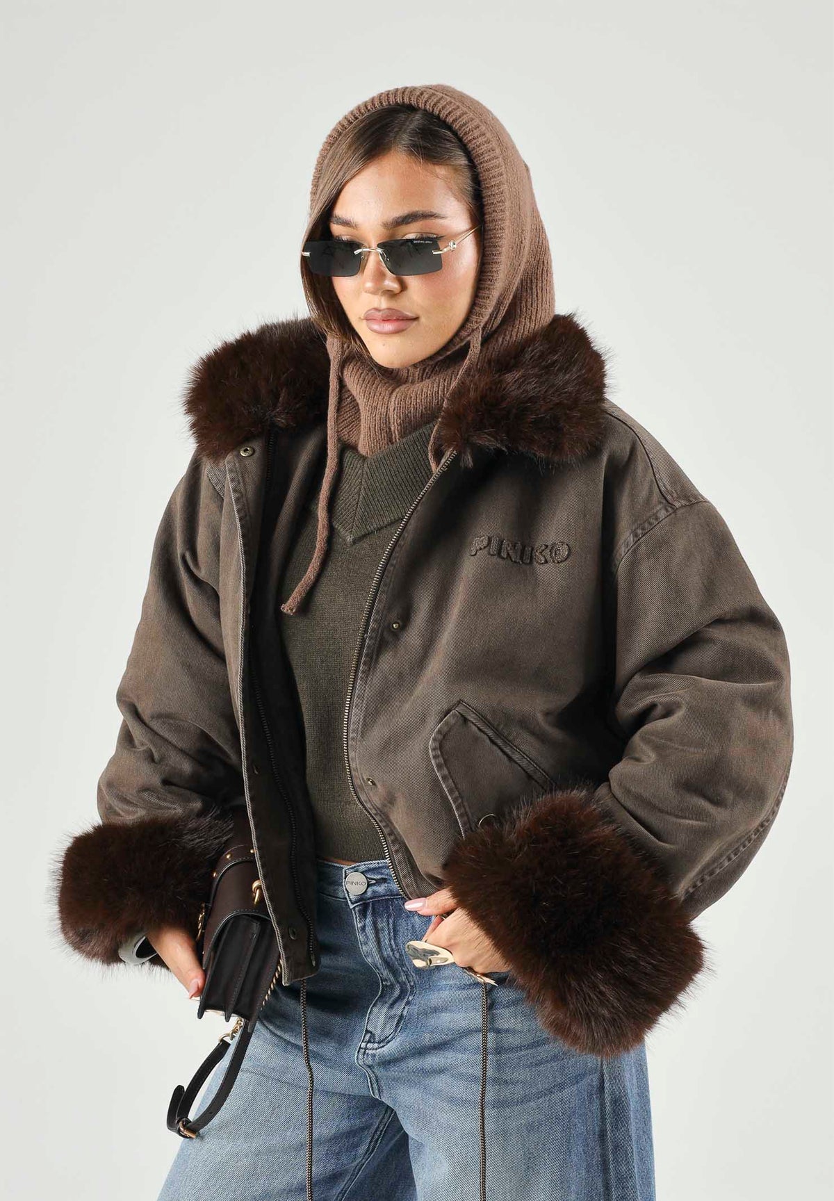PINKO Montone GARLATE CABAN caffè-marrrone scuro da donna con collo e polsini effetto pelliccia. 107219A3GV L64 PINKO 