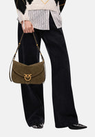 PINKO Borsa a spalla LOVE SATCHEL CLASSIC verde oliva scuro da donna in suede scamosciata 107655A0F6 V65Q PINKO 