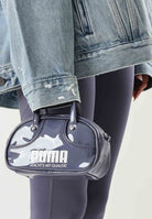 PUMA Borsa mini a mano micro grigio per donna con doppi manici, tracolla regolabile e finitura lucida. 091824 16 PUMA 