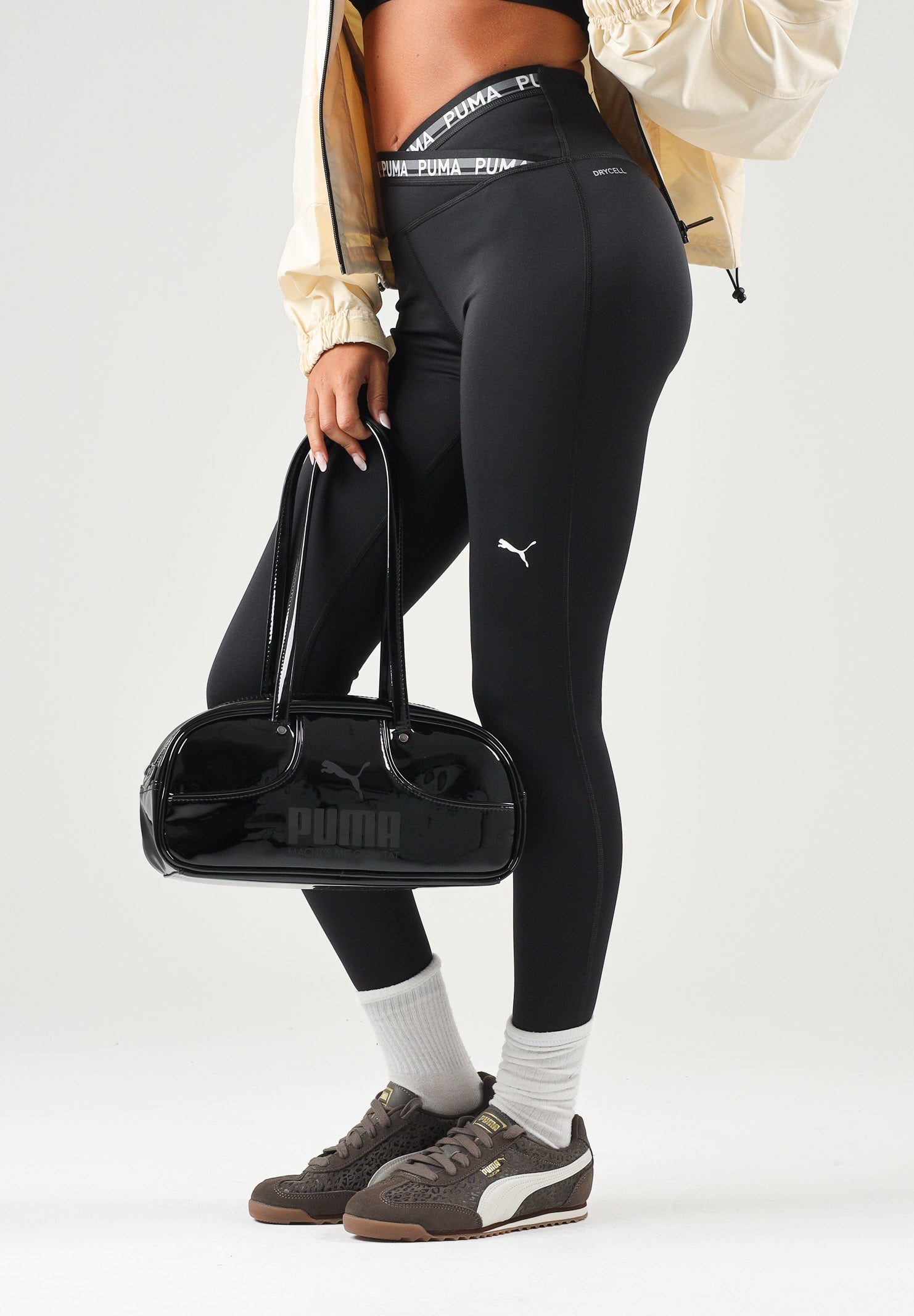 PUMA Leggings sportivo nero per donna con cintura elastica logata incrociata. 528498 01 PUMA 