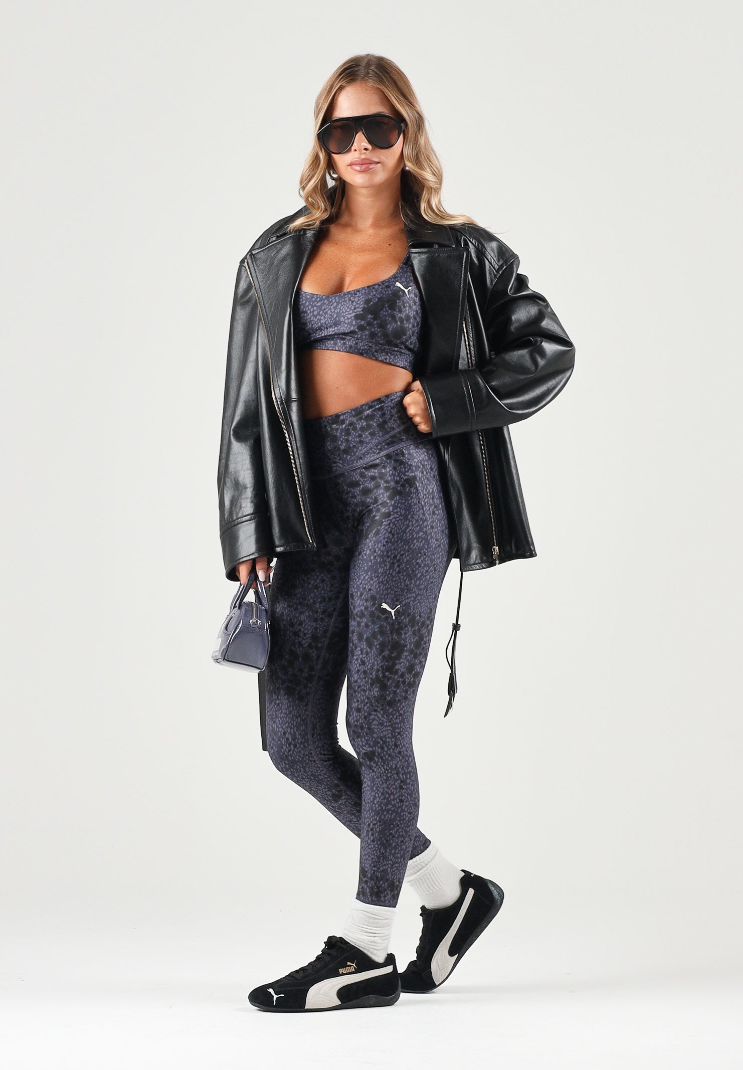 PUMA Leggings FIT AOP grigio antracite per donna con stampa sfumata e vita alta sagomata. 529164 35 PUMA 