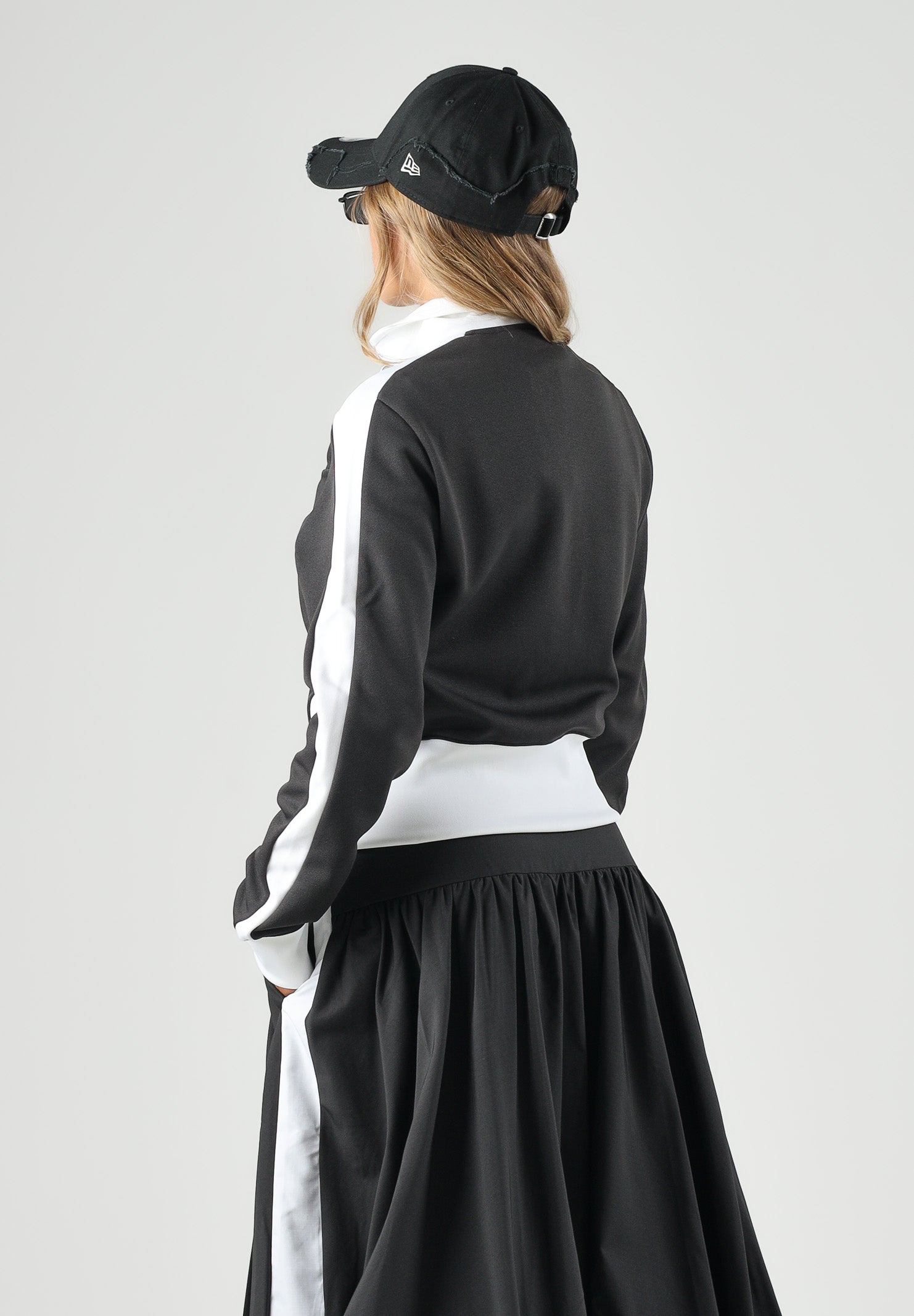 PUMA Felpa con zip T7 RETRO TRACK nero da donna con pannelli T7 a contrasto in finitura liscia 636625 01 PUMA 