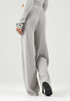 PUMA Pantaloni ESSENTIALS  beige per donna con tessuto lavorato a costine, elastico in vita 636667 81 PUMA 