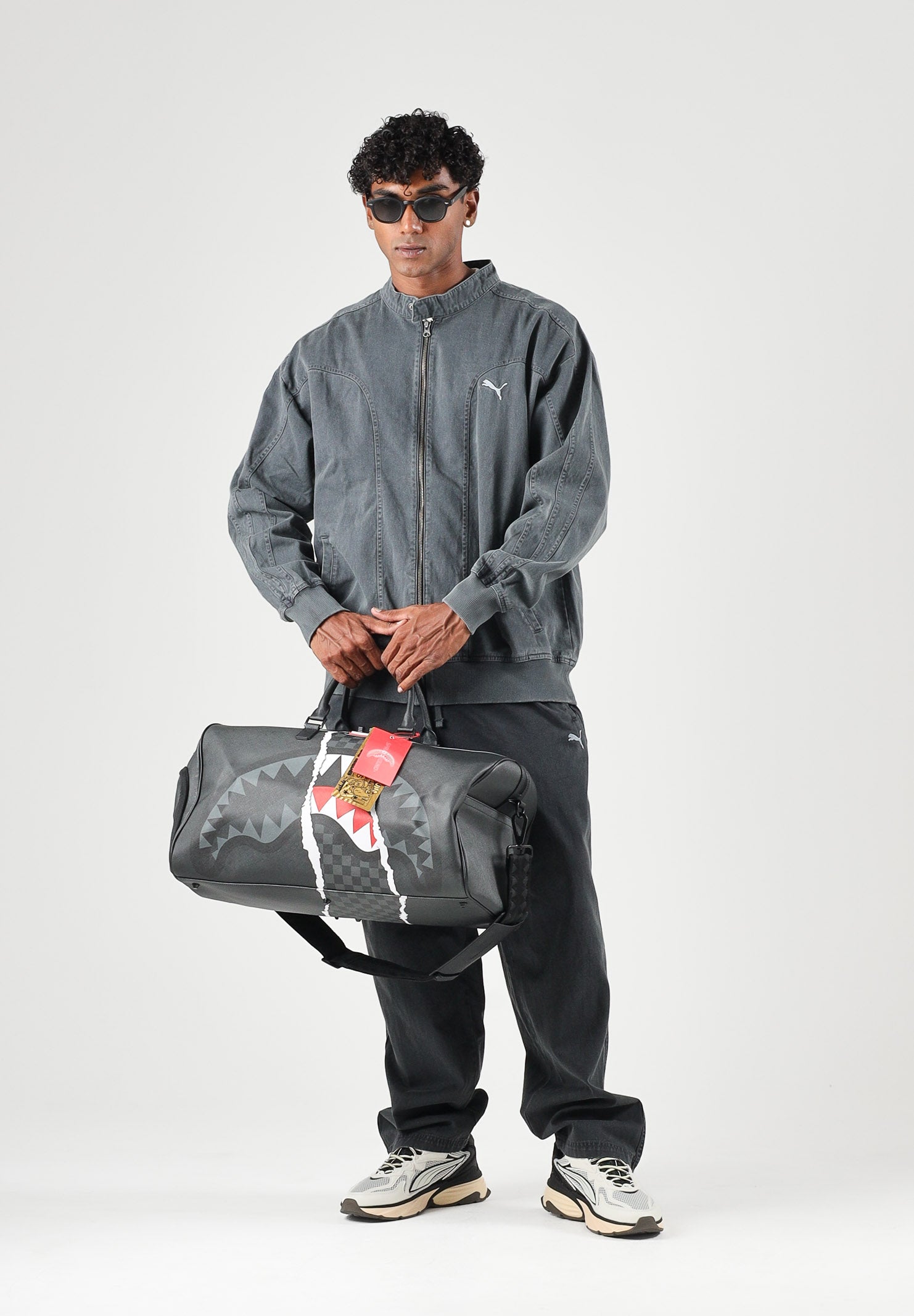 PUMA Giacca di jeans  ARCHIVE WASHED TWILL nera da uomo con mini logo laterale 636718 01 PUMA 