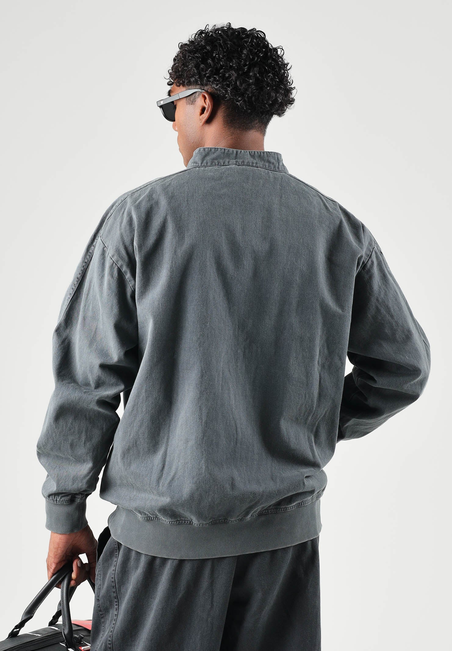 PUMA Giacca di jeans  ARCHIVE WASHED TWILL nera da uomo con mini logo laterale 636718 01 PUMA 