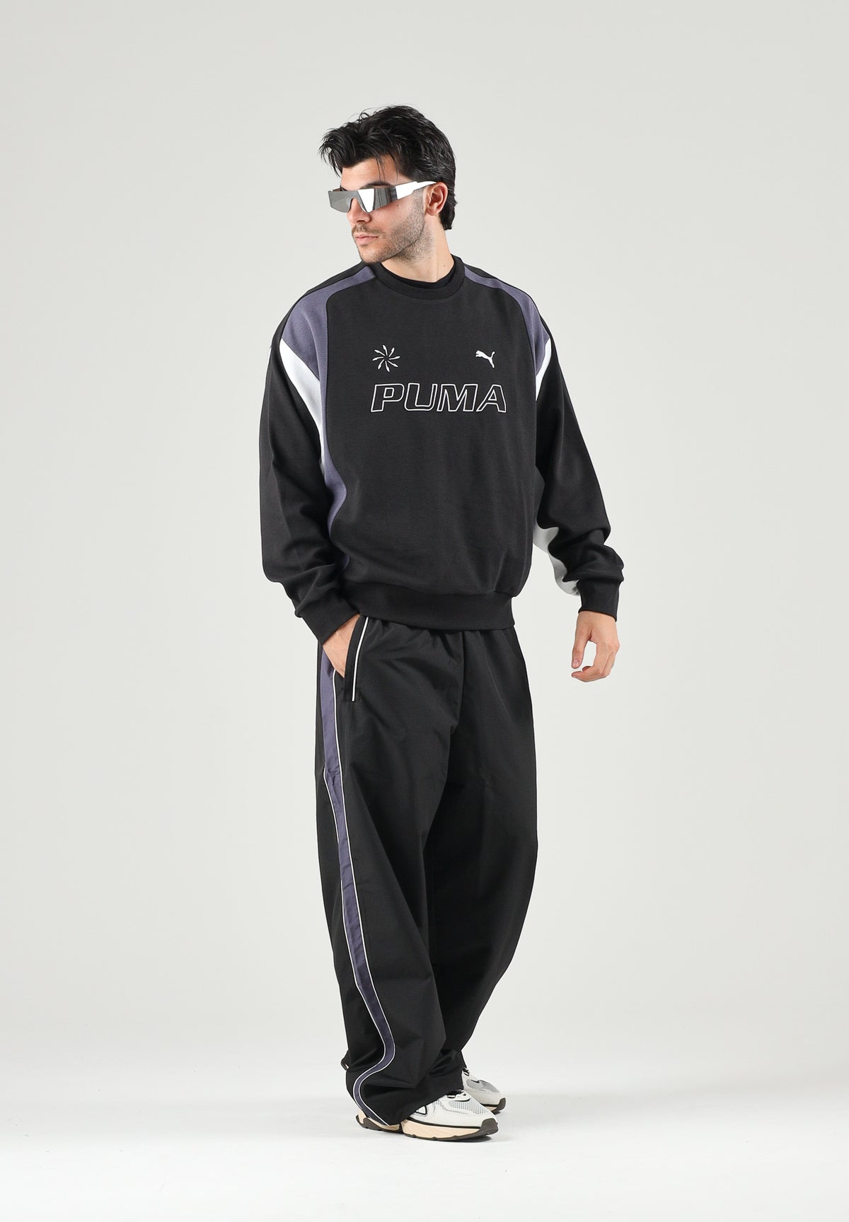 PUMA Felpa girocollo MOTO CREWNECK nera  da uomo con dettagli color block, logo frontale 636723 01 PUMA 