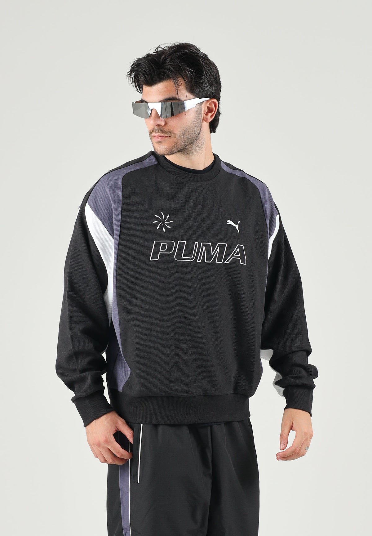PUMA Felpa girocollo MOTO CREWNECK nera  da uomo con dettagli color block, logo frontale 636723 01 PUMA 