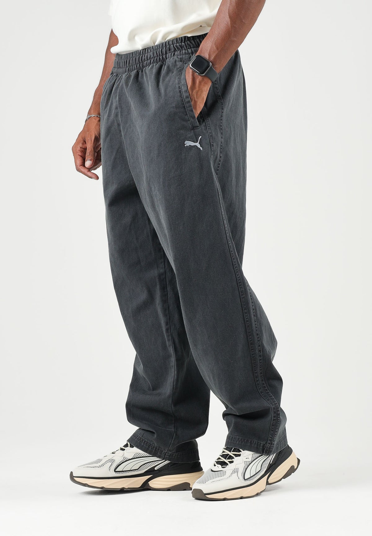 PUMA Pantaloni  ARCHIVE RELAXED WASHED nero per uomo e donna con fondo dritto e tasche laterali 638361 01 PUMA 