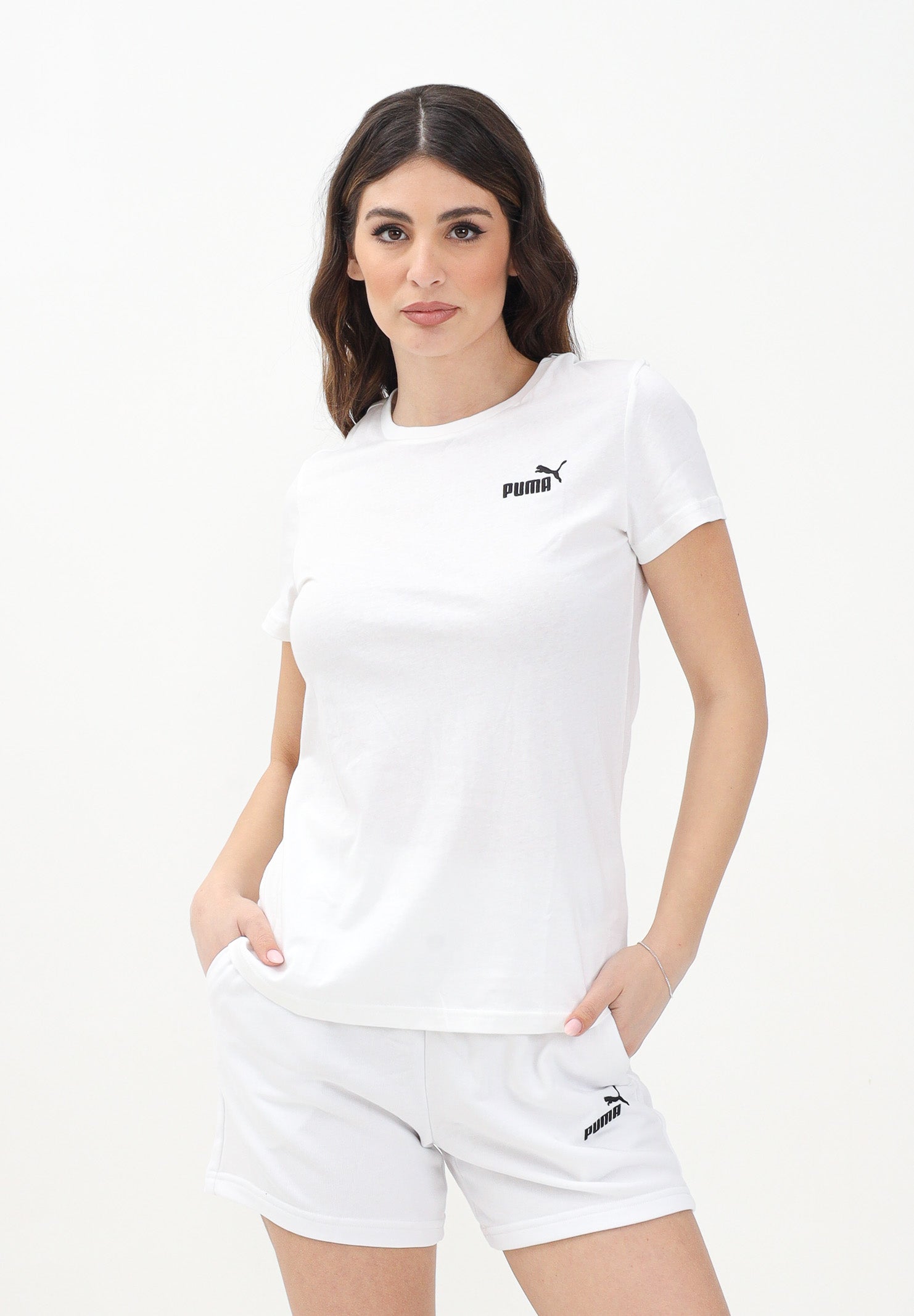 PUMA T-shirt a manica corta ESS Small N. 1 Logo bianca da donna 682372 02 PUMA 