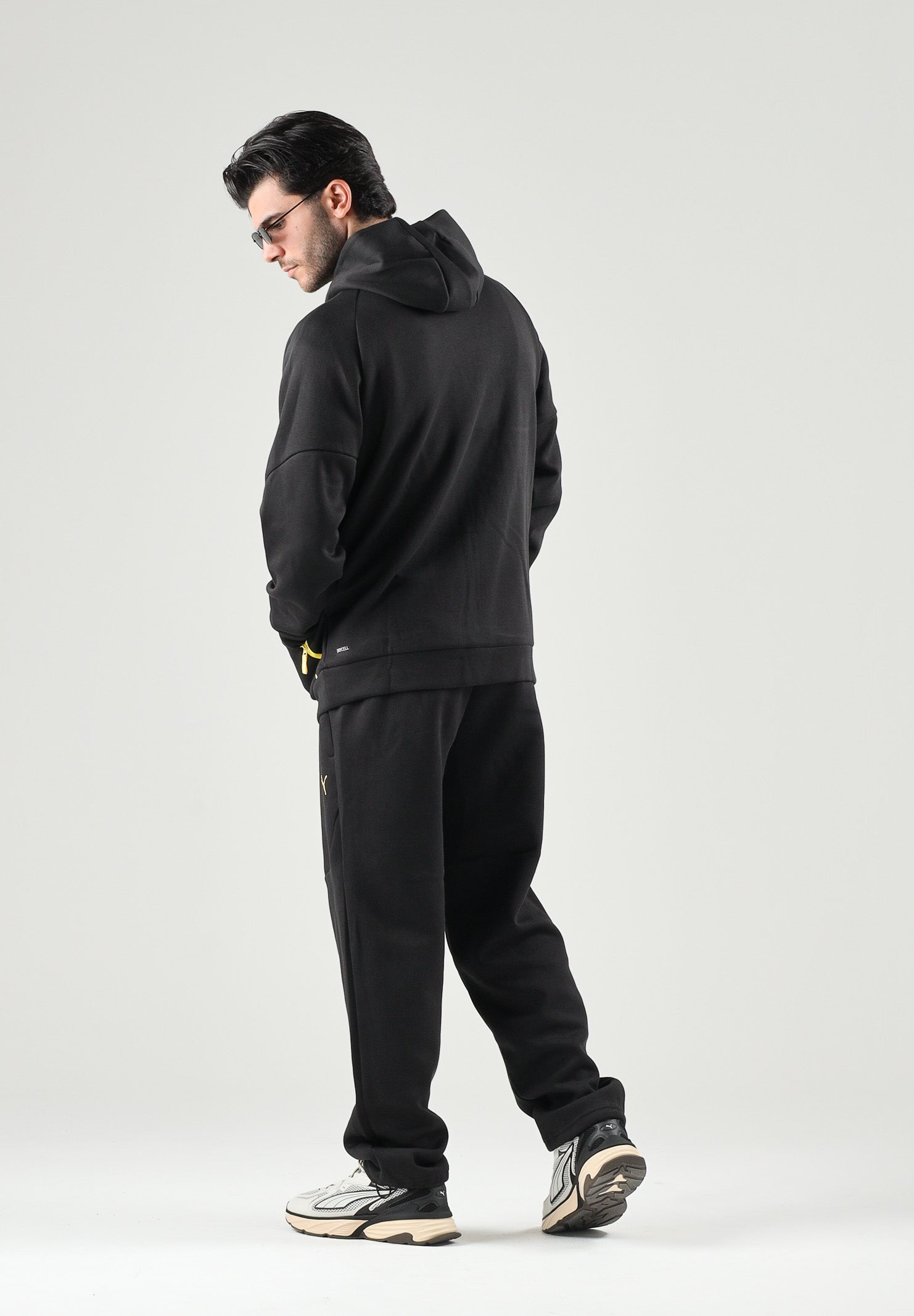 PUMA Felpa con zip MANCHESTER CITY TRAVEL HOODIE nero da uomo con cerniera oro a contrasto 786264 27 PUMA 