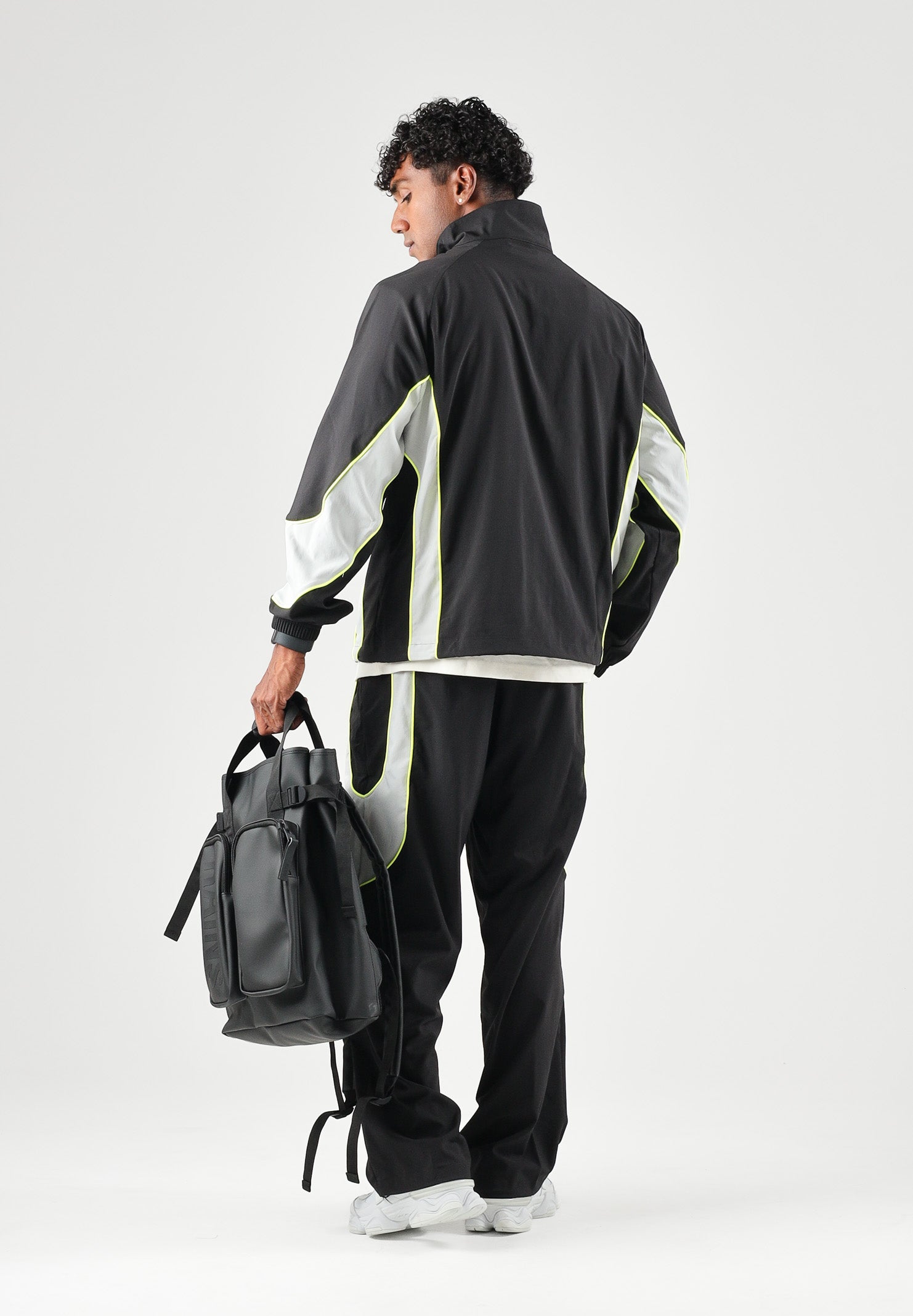 PUMA Felpa con zip BORUSSIA DORTMUND PUMATECH-X nera per uomo con  con inserti grigi a contrasto 786362 11 PUMA 