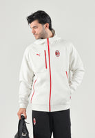 PUMA Felpa AC MILAN TRAVEL HOODIE panna da uomo con cappuccio integrato e zip rosse a contrasto. 786685 15 PUMA 