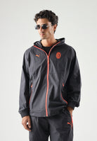 PUMA Giacca AC MILAN dark gray, grigio antracite da uomo con dettagli a contrasto e stemma laterale <BR/> 786699 20 PUMA 