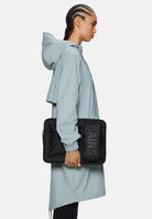 RAINS Pochette Texel Laptop Case 15" nera per uomo e donna RA16670 BL RAINS 