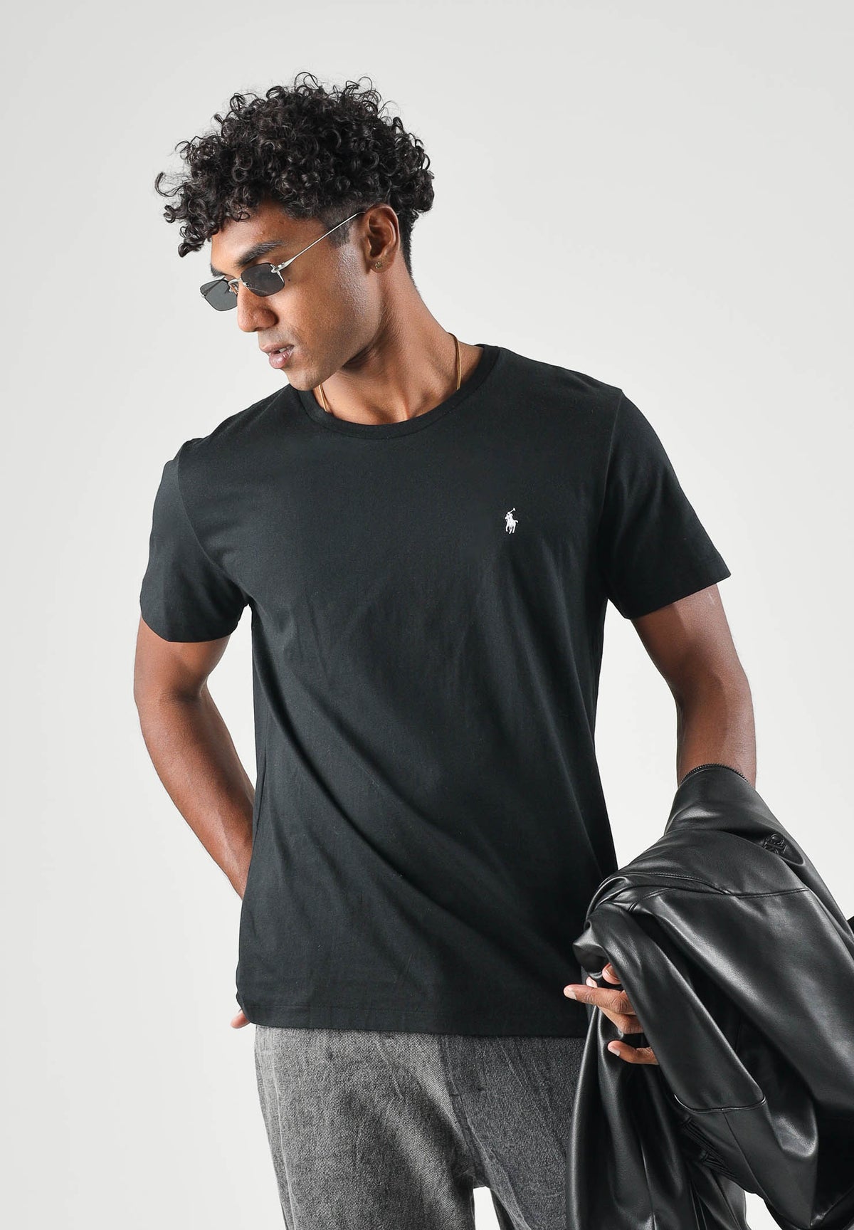 RALPH LAUREN T-shirt mania corta nera per uomo e donna con iconico ricamo del logo sul petto 714844756006 . RALPH LAUREN 