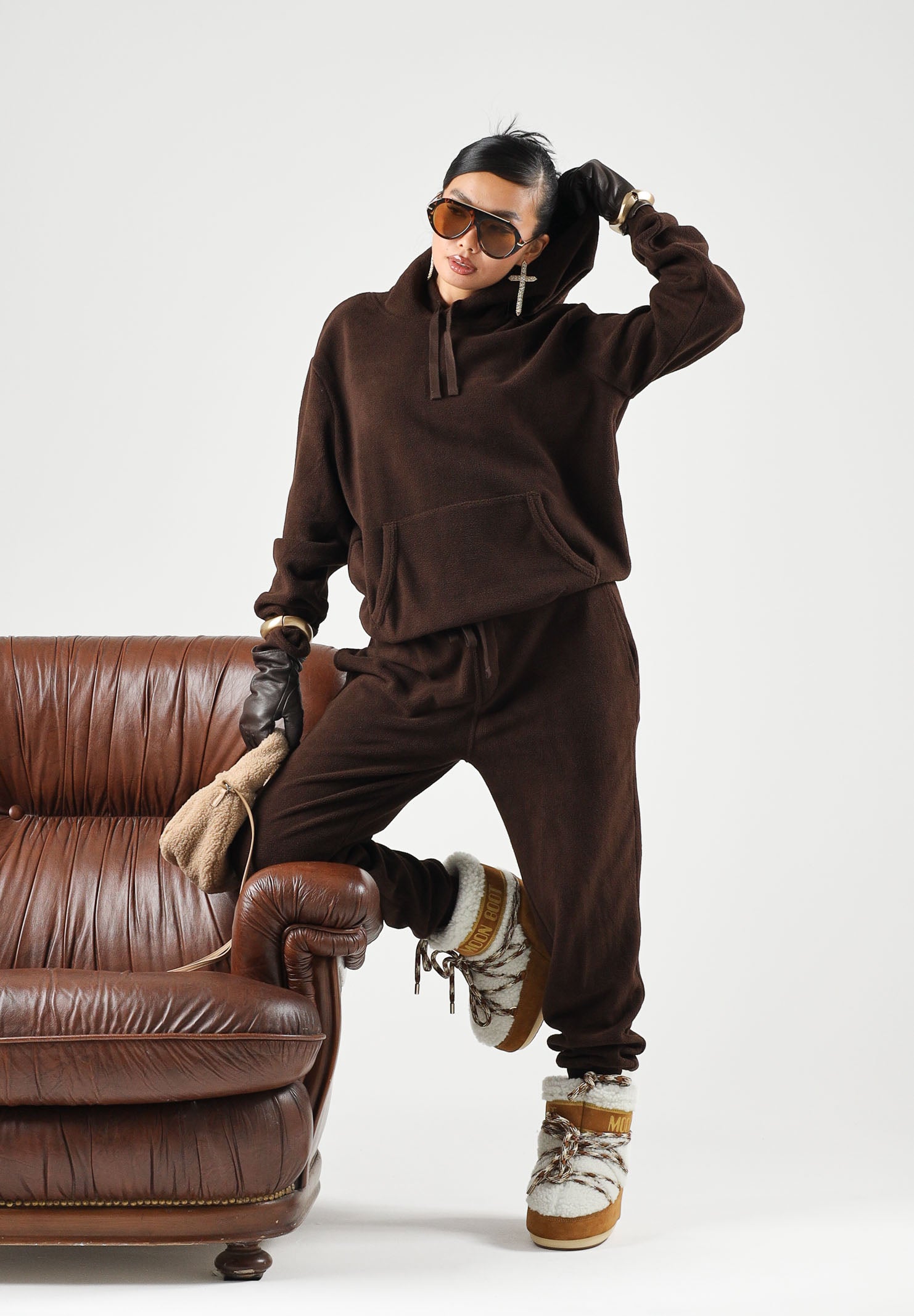 RALPH LAUREN Felpa con cappuccio marrone per uomo e donna con tasca a marsupio e coulisse regolabile. 714B36290002 . RALPH LAUREN 