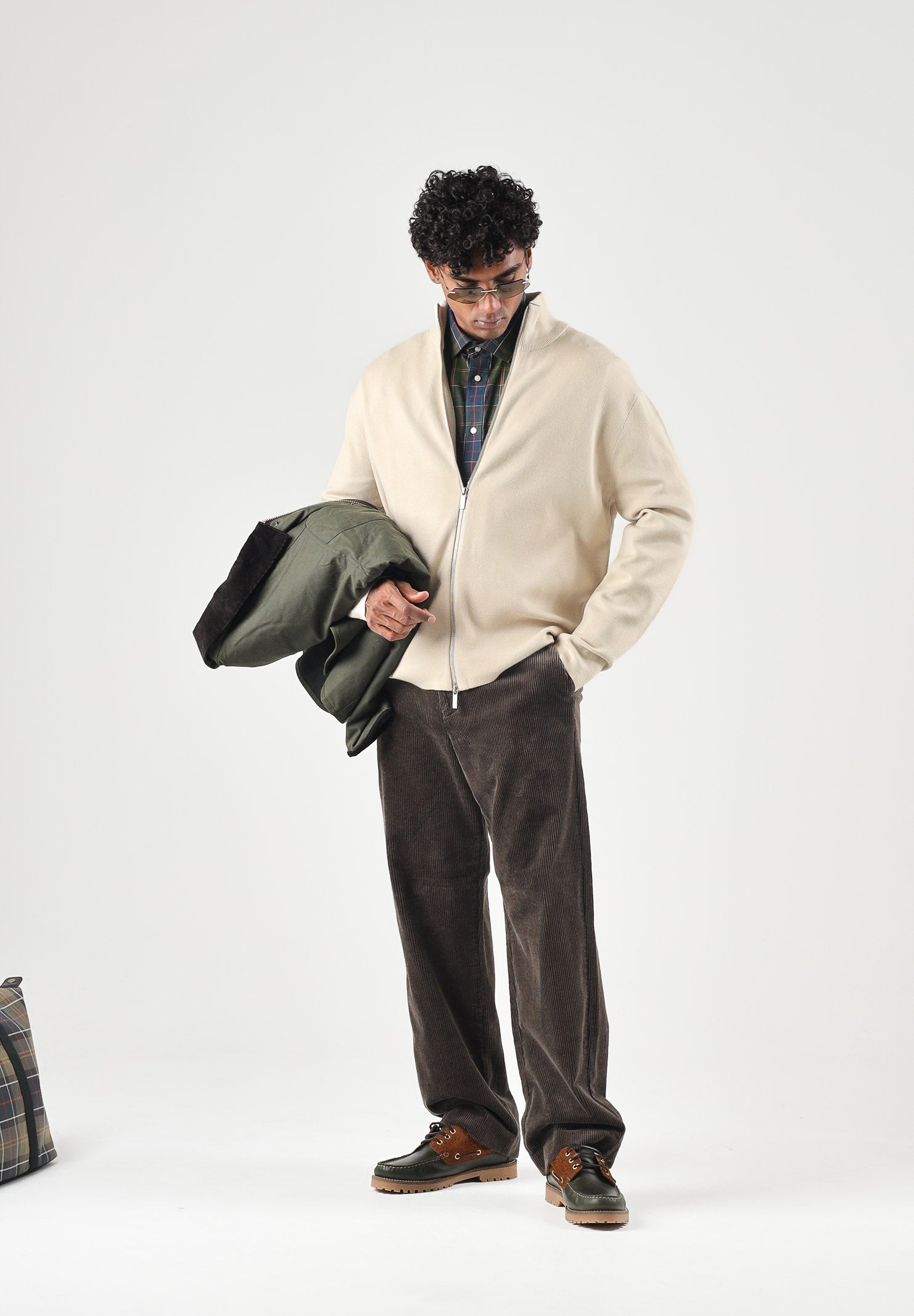SELECTED HOMME Cardigan SLHTELLER FN  beige per uomo con collo alto, chiusura full zip e maniche lunghe. 16099572 OA SELECTED HOMME 