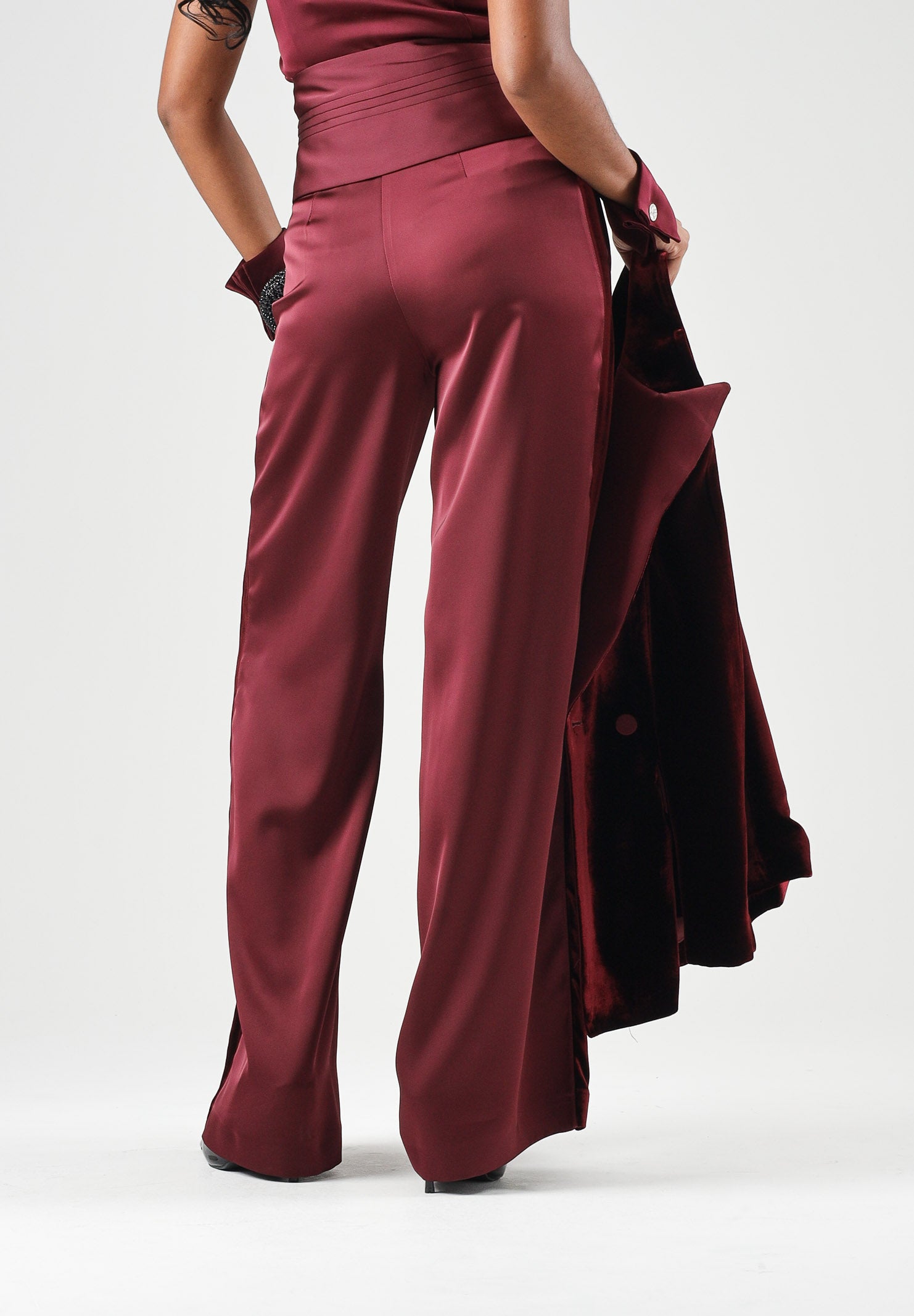 SIMONA CORSELLINI Pantaloni palazzo rubino per donna con vita alta e gamba ampia. A26CEPA10201 V0083 SIMONA CORSELLINI 