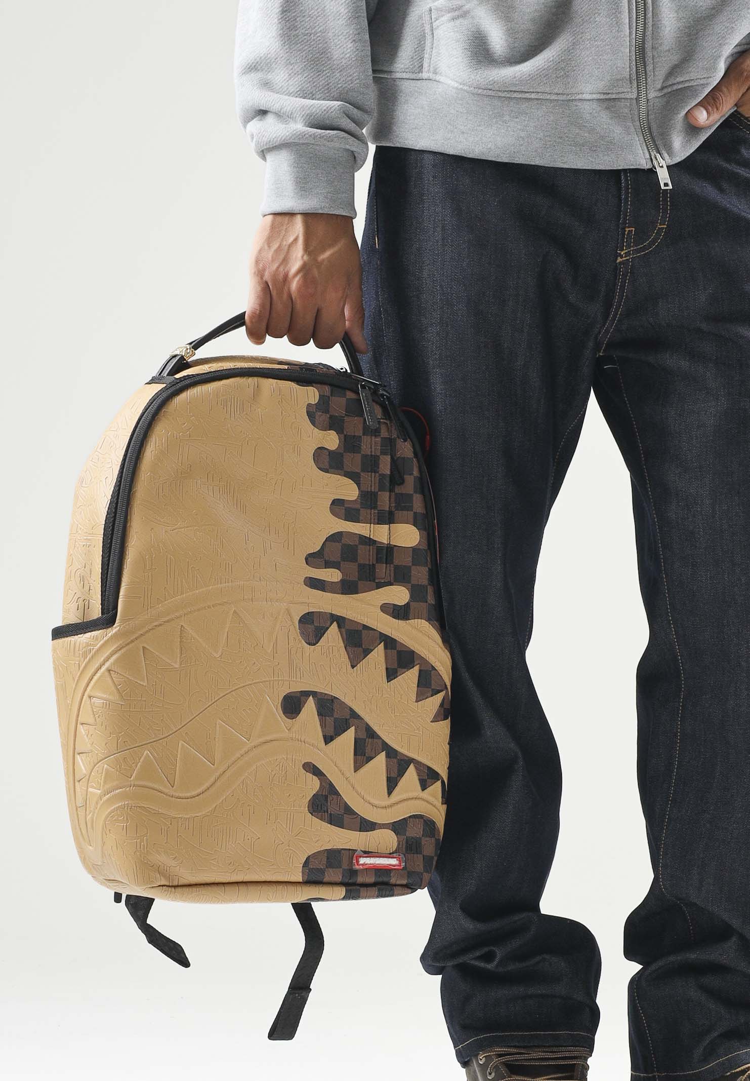 SPRAYGROUND Zaino SHARK CHECK BACKPACK beige e marrone,  per uomo, donna e bambini. 910B8371NSZ . SPRAYGROUND 