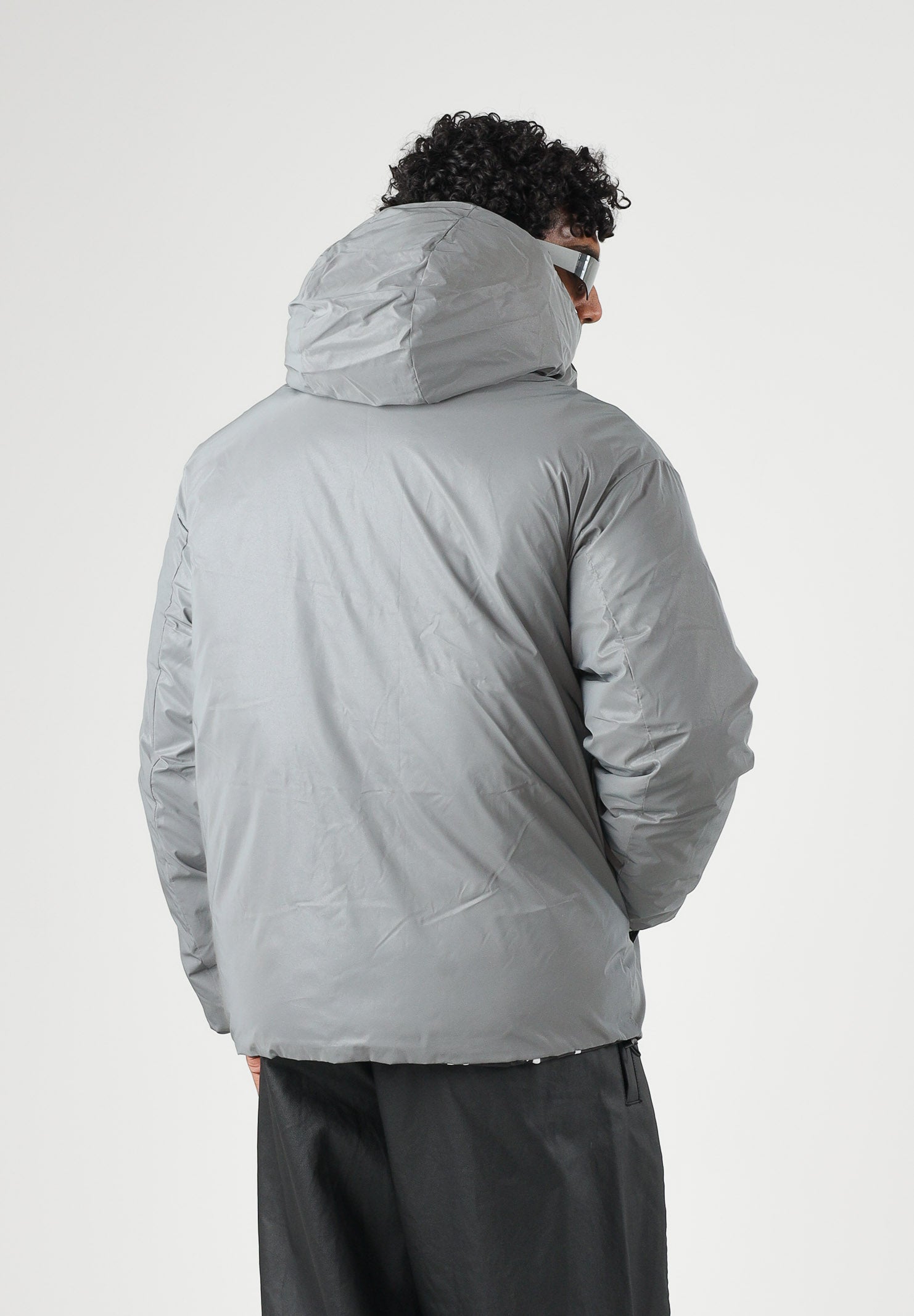 SPRAYGROUND Piumino grigio reversibile  per uomo e donna con cappuccio regolabile, chiusura frontale con zip SP942 . SPRAYGROUND 