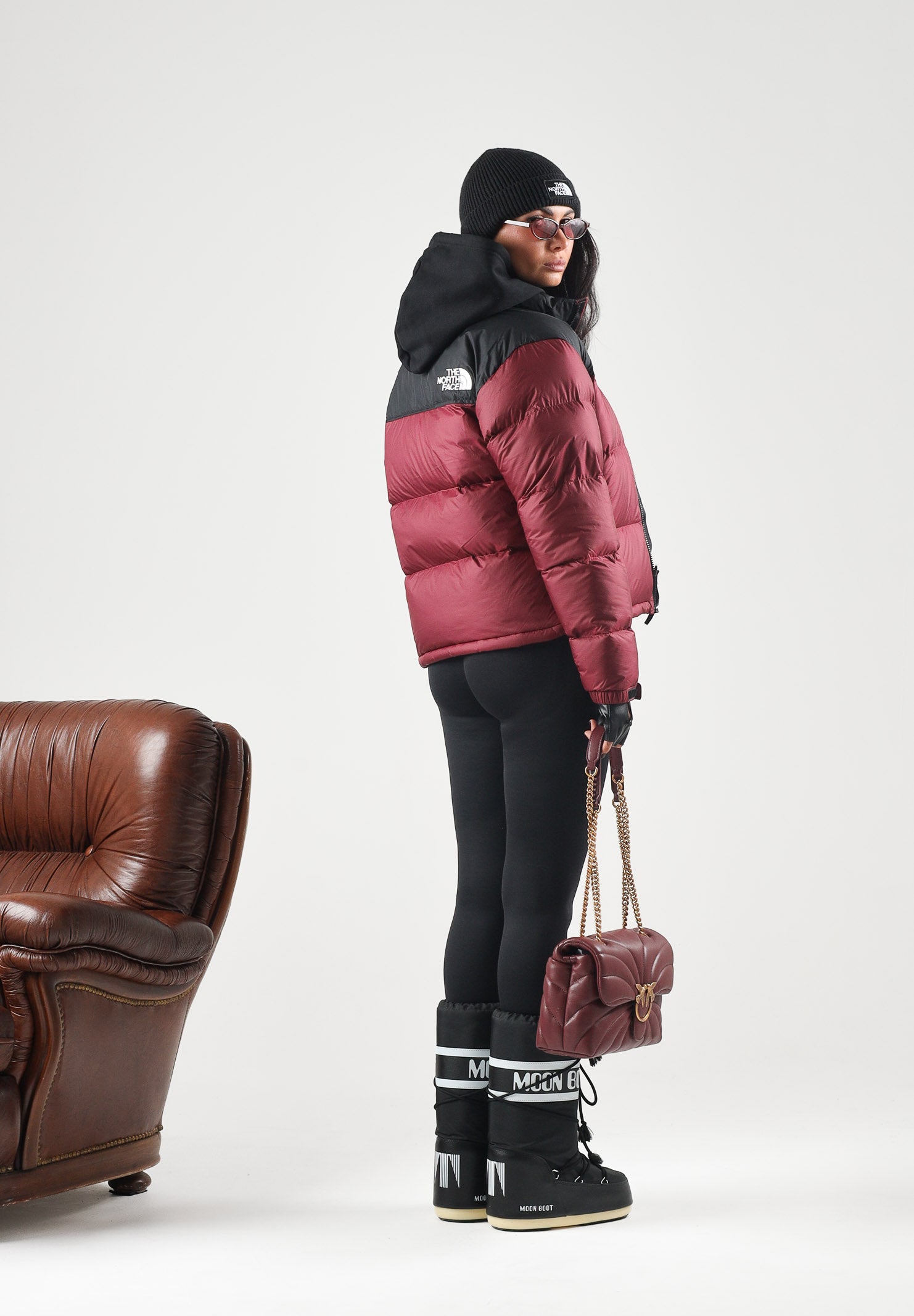 THE NORTH FACE Piumino WOMEN'S 1996 RETRO NUPTSE burgundy-rosso bordeaux da donna NF0A3XEORH11 . THE NORTH FACE 