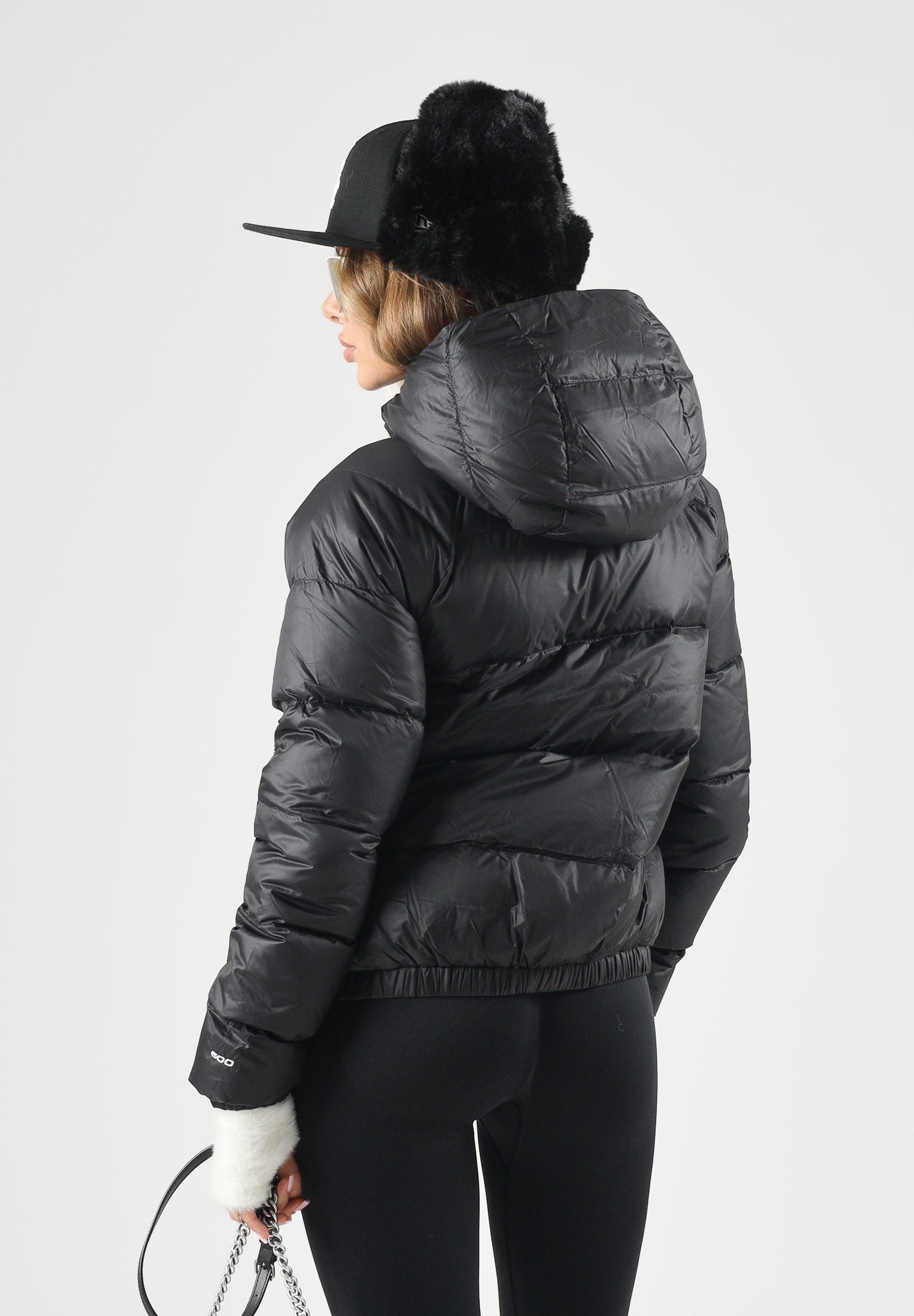 THE NORTH FACE Piumino WOMEN'S HYDRENALITE DOWN HOODIE nero da donna NF0A5GGGJK31 . THE NORTH FACE 